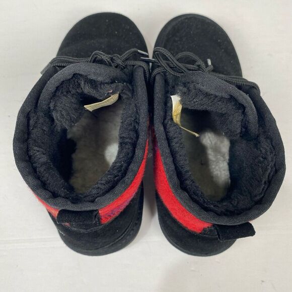 UGG boots Big boys size 7 with laces and logo in black and red with checkered. - Picture 11 of 13